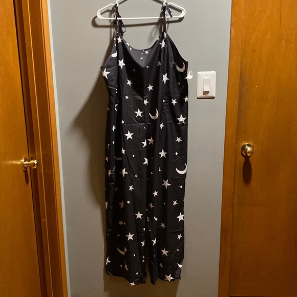 UNBRANDED Pants - COPY - BRAND NEW WOMAN’S JUMPSUIT SIZE 4 XL! PIT TO PIT 22”! WAIST IS 22 1/2 “!…